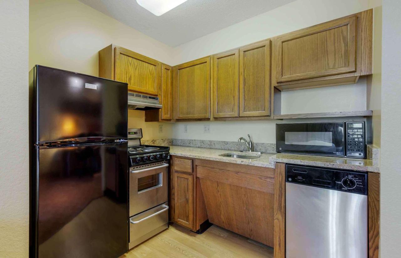 Extended Stay America Suites - Chantilly - Dulles Bagian luar foto