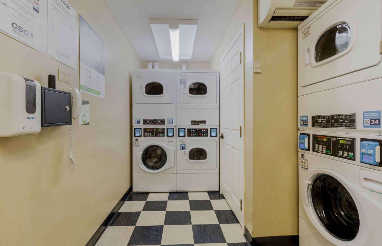 Extended Stay America Suites - Chantilly - Dulles Bagian luar foto