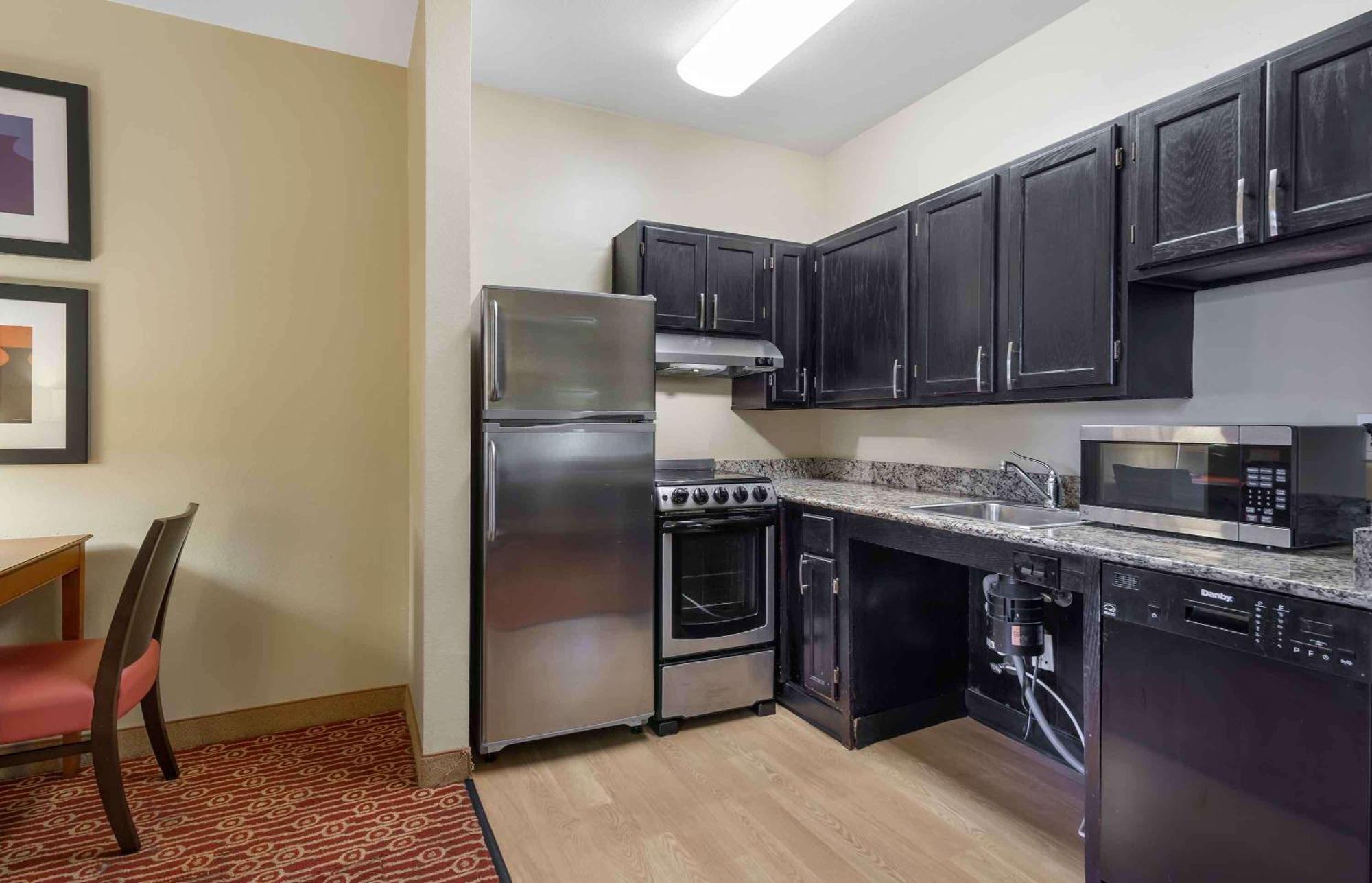 Extended Stay America Suites - Chantilly - Dulles Bagian luar foto