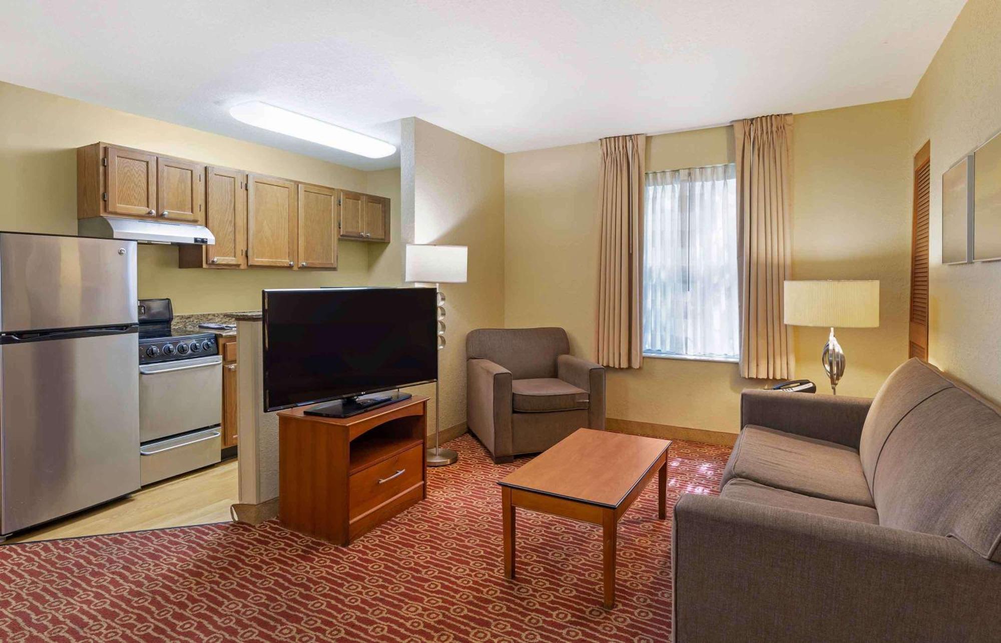 Extended Stay America Suites - Chantilly - Dulles Bagian luar foto